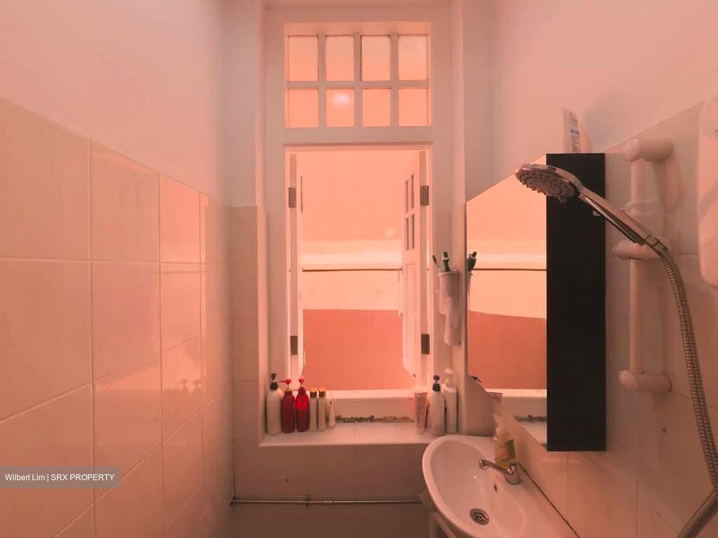 Joo Chiat Road (D15), Shop House #588577671